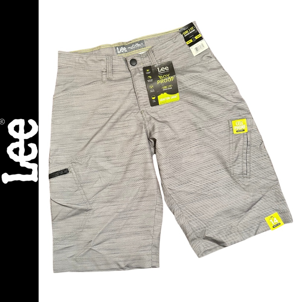 NWT Boys’ Lee Grafton Easy-Care Cargo Short Grey Summit || Size 14 Regular